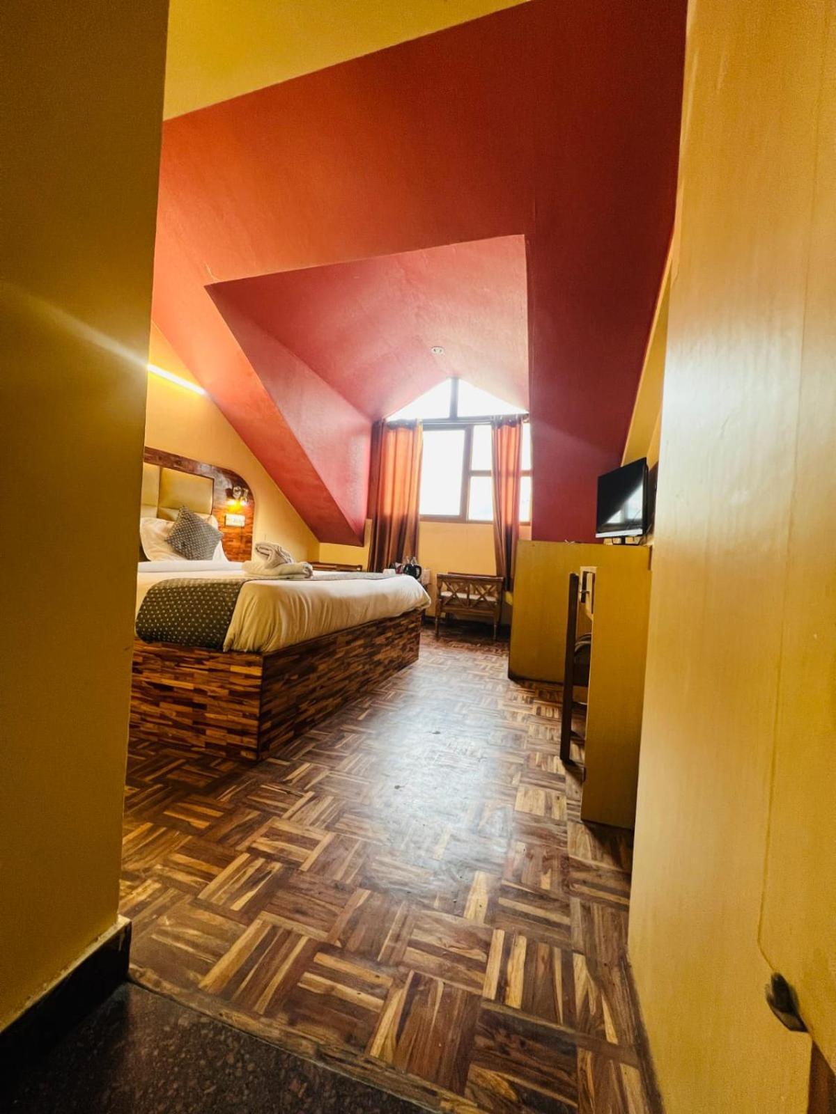 מנאלי Hotel Kalinga Grand - Luxury Comfort !! Travellers Delight !! Budget Friendly !! Prime Location !! Guest Favourite מראה חיצוני תמונה